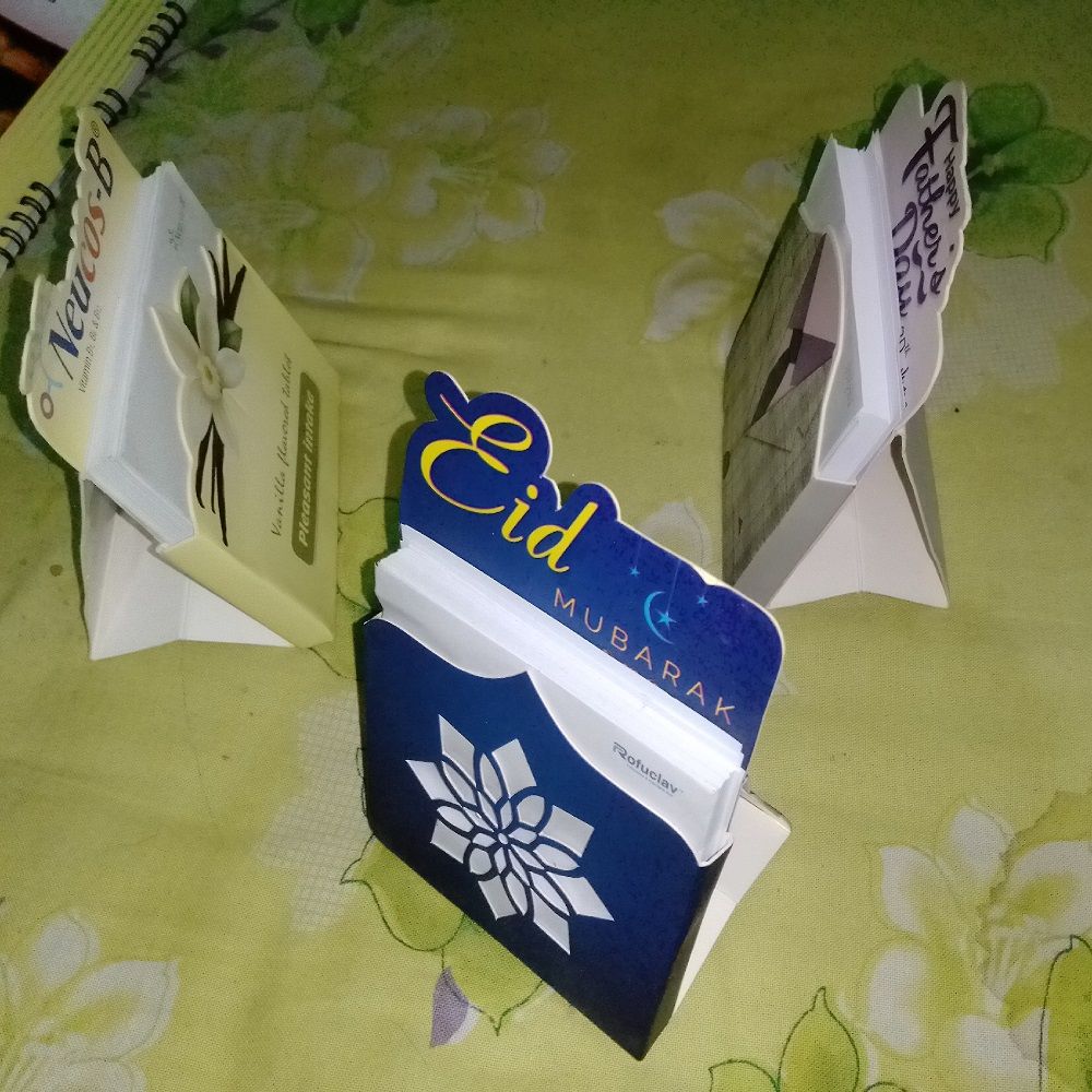 3 pieces sticky notes, post it , per box 100 pata.