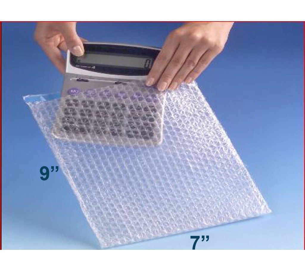 Bubble wrap self adhesive packet medium size
