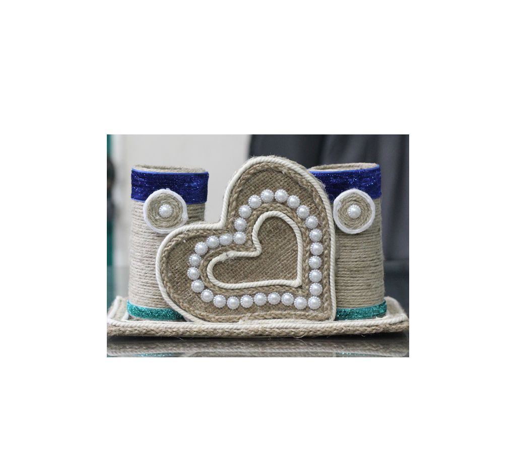 Attractive Jute pen stand/pen holder