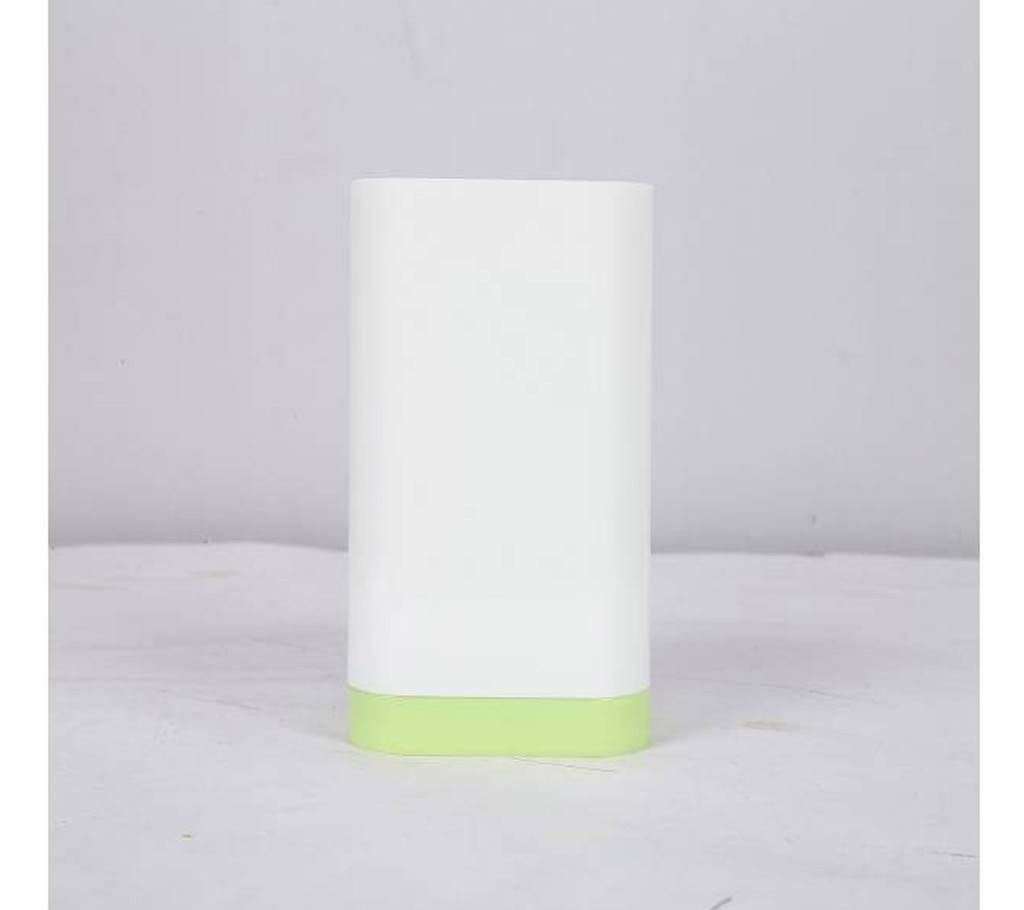 DG 6902 Pen Stand