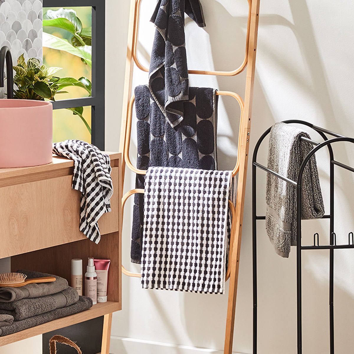 Bamboo Towel Ladder