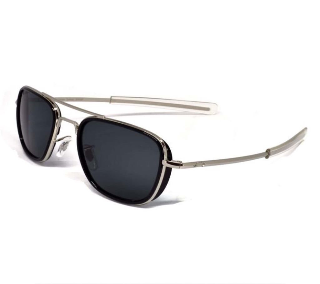 100% polarised,uv protected,miror lens,metal frame.