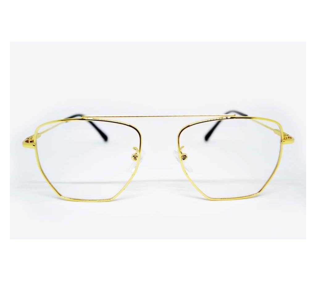 Golden Fashion Spectacle