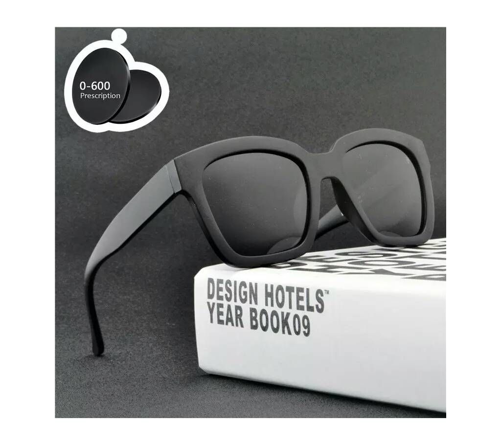 Simple Unisex Sunglass
