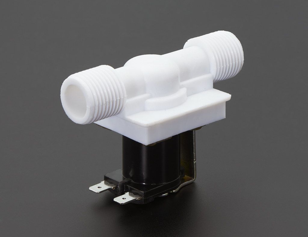 Plastic Water Solenoid Valve 12V – 1/2″ Nominal