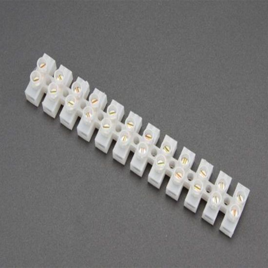 Closed Type 12 Way 15A Plastic Connector