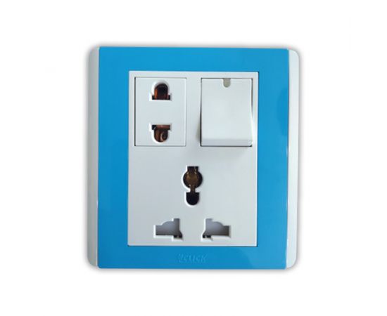 CLICK-IRISH-MULTI SOCKET WITH SWITCH,13A