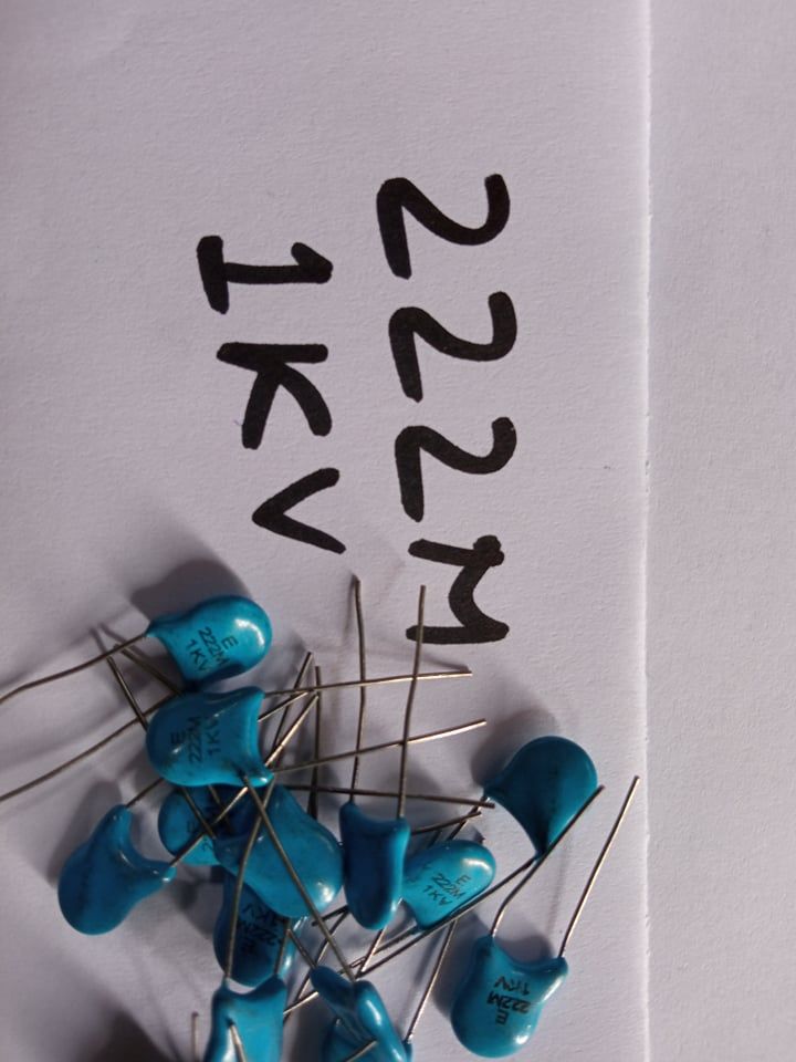 5Pcs- MOV 222 1KV Metal Oxide Varistor 2200pF 2.2nF ZOV Electrical Circuitry & Parts
