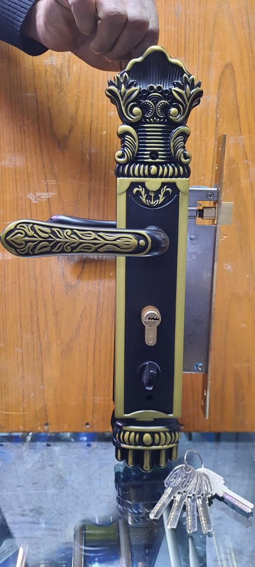 Brass Main Door Handle Lock 100%Brass lever&Silender 20 years guranty(lever)