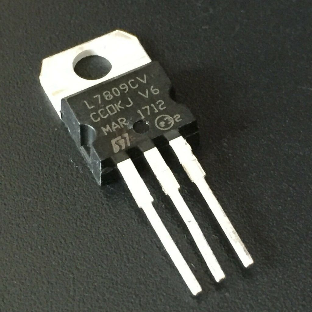 2Pcs- Chinese LM7809 L7809CV L7809 7809 9V 1.5A Voltage Regulator IC 3 Pin TO-220 Package Fixed 9V Positive Voltage Regulator IC Chip Electrical Circuitry & Parts