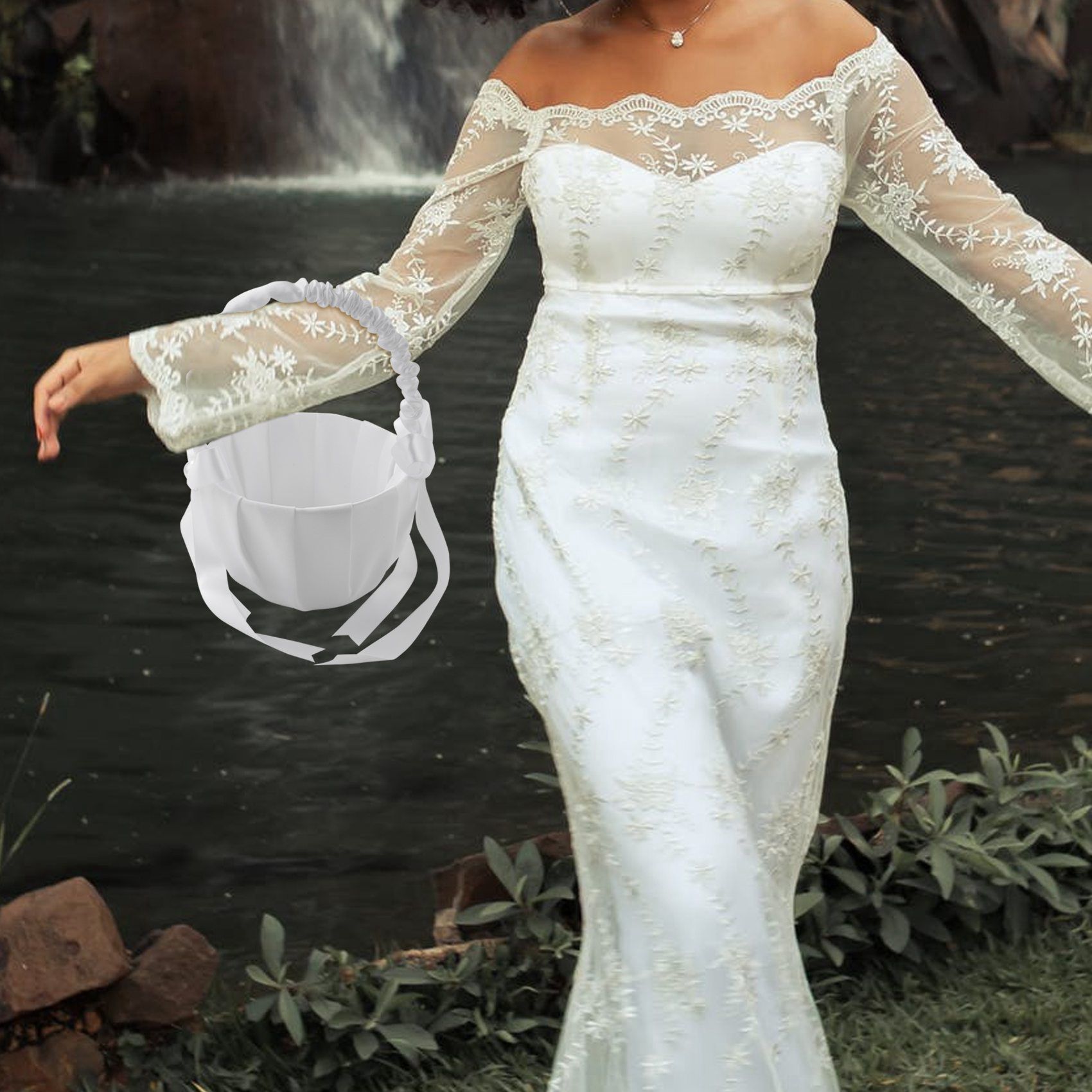2X Romantic White Satin Bowknot PEARL Flower Girl Basket Wedding Ceremony Party