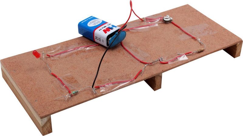 ProjectsforSchool Automatic Night Light - DIY kit for Science Project  (Multicolor)