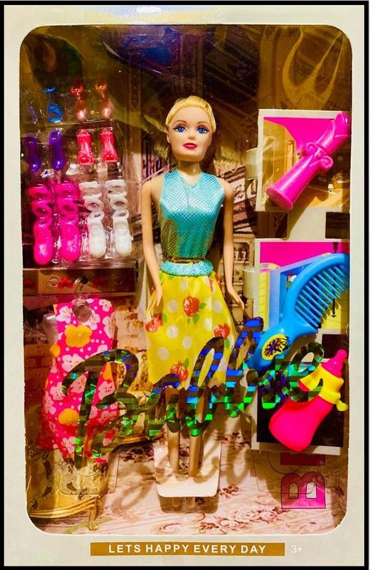 CHOUHAN GALLERY SIMPLE SHINE DOLL WITH FASHION ACCESSORIES FOR KIDS  (Multicolor)