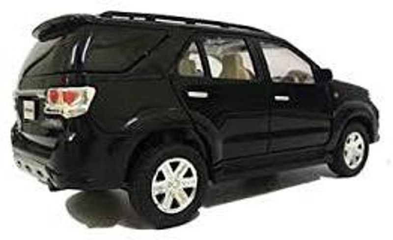 apna pull back push back fortuner car  (Multicolor)