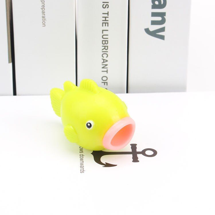 Huilong New Strange Cartoon PVC Tongue Small Fish Doll Toy Creative Squeeze Decompression Vent Child Gift Toy Squishy Slime