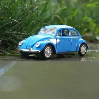 Double door beetle retro classic car model pull back alloy car