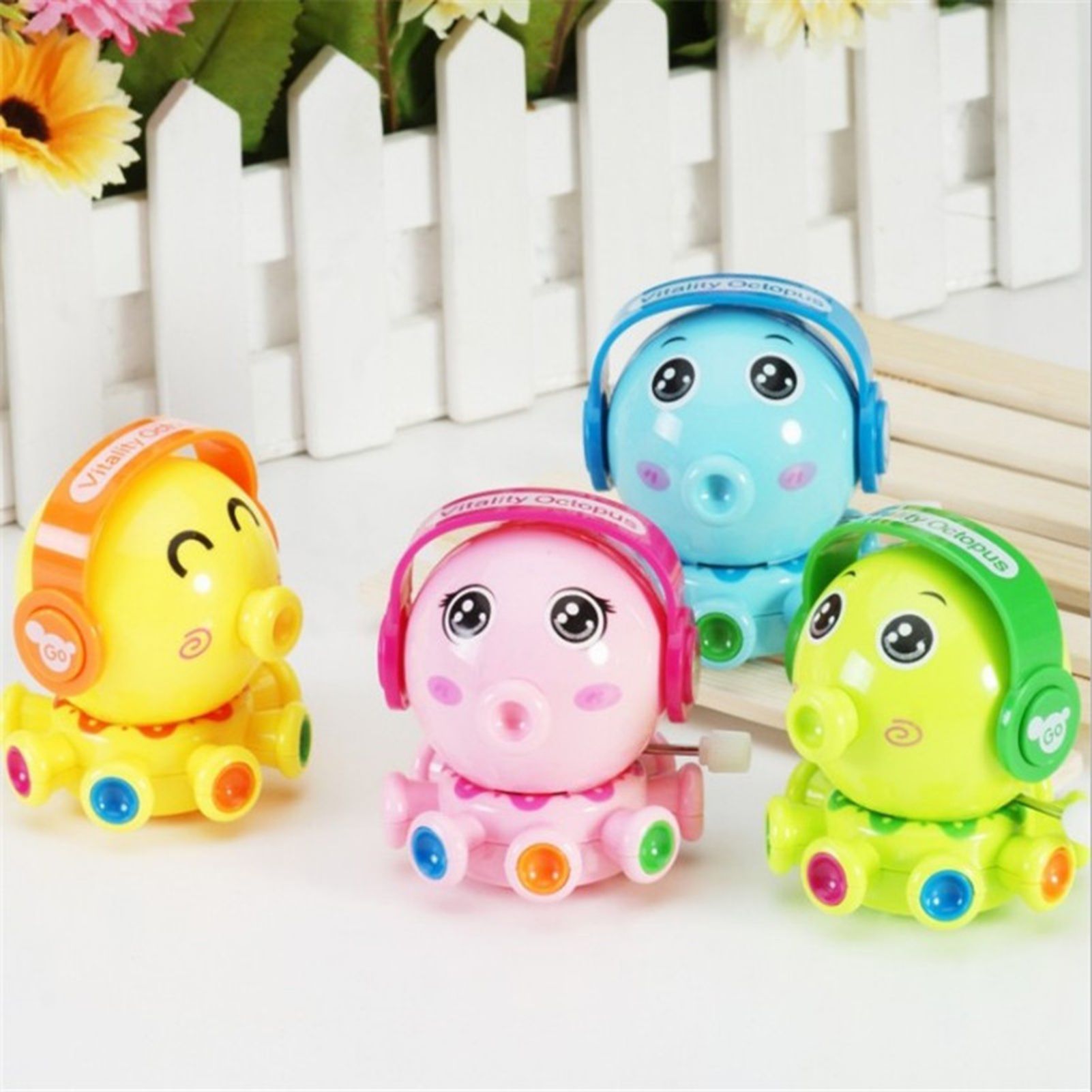 Cartoon Bathing Toy 360 Degrees Rotation Interesting Expressions Wind-up Octopus Baby Bathing Toy for Beach