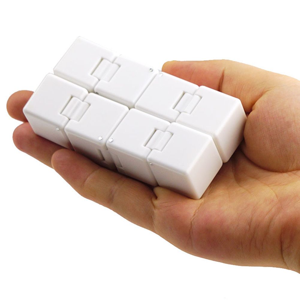 Decompression Shengshou Infinity Magic Cube Easy urning Smooth Stress Relief Creative Fingertip oy color