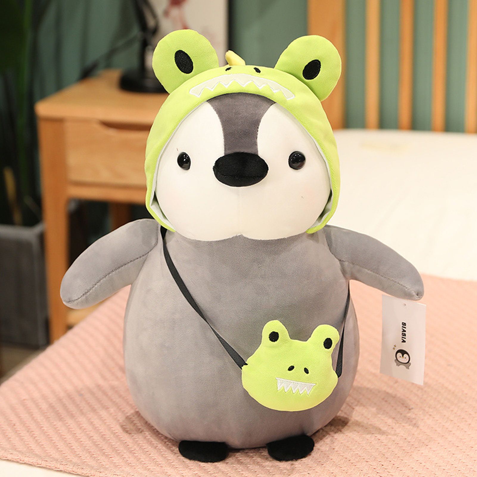 Childrenworld Penguin Toy Non-deforming Adorable Strawberry Penguin Plush Toy