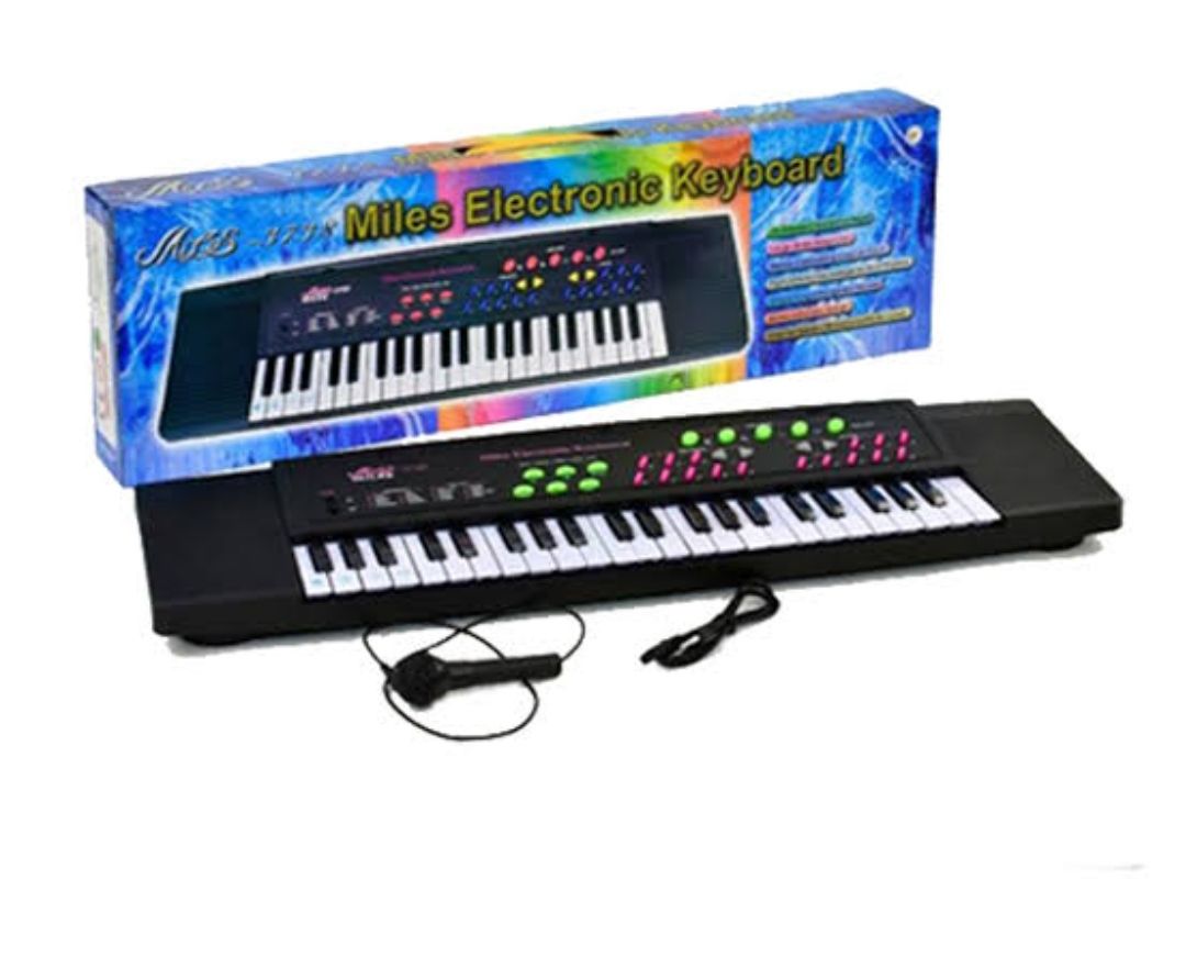 Miles  Electronic BIG Keyboard Piano with 37 Keys With Microphone for kids (AC/DC Power)