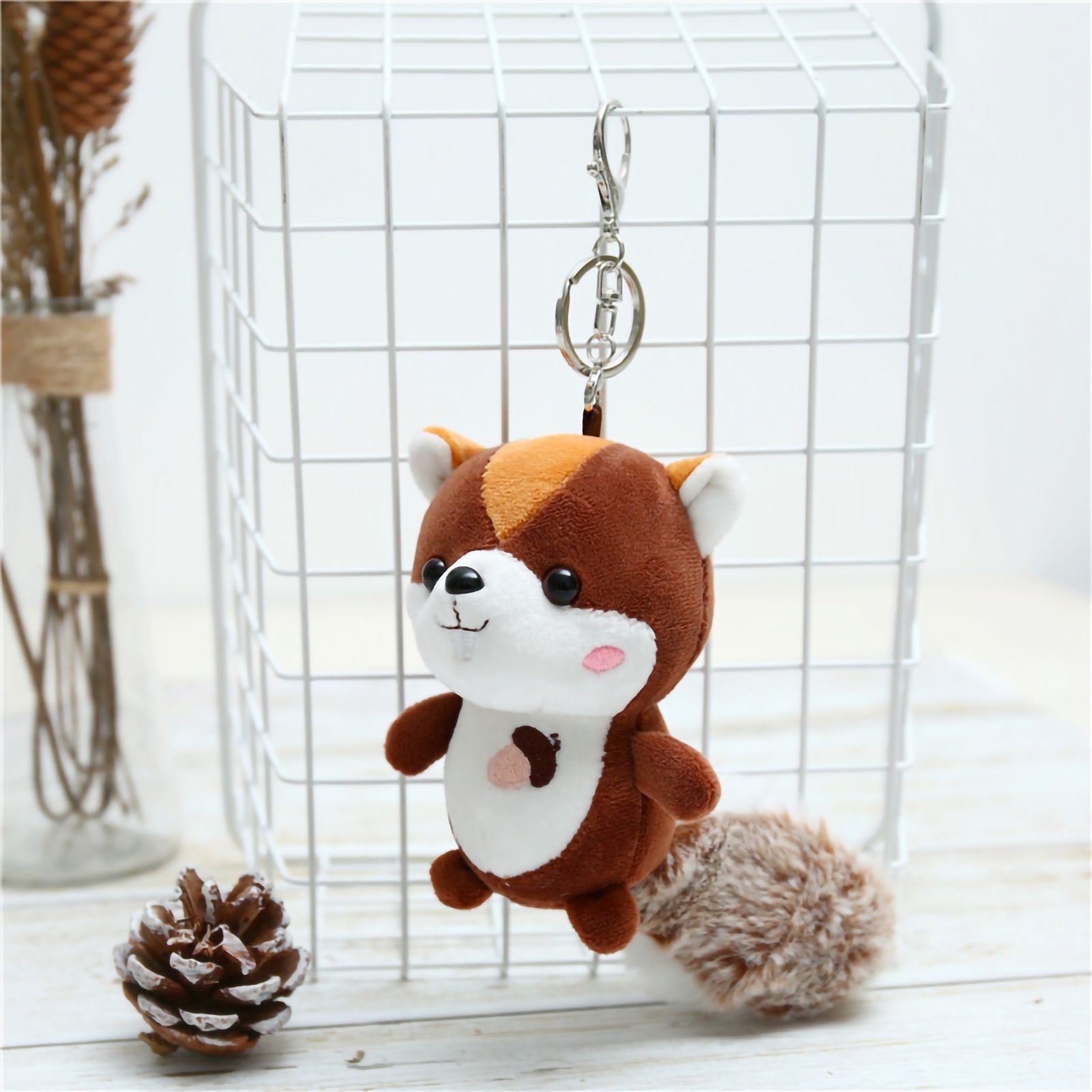 Greenhome Funny Squirrel Pendant Furry Large Tail Lovely Vivid Squirrel Plush Pendant for Cellphone