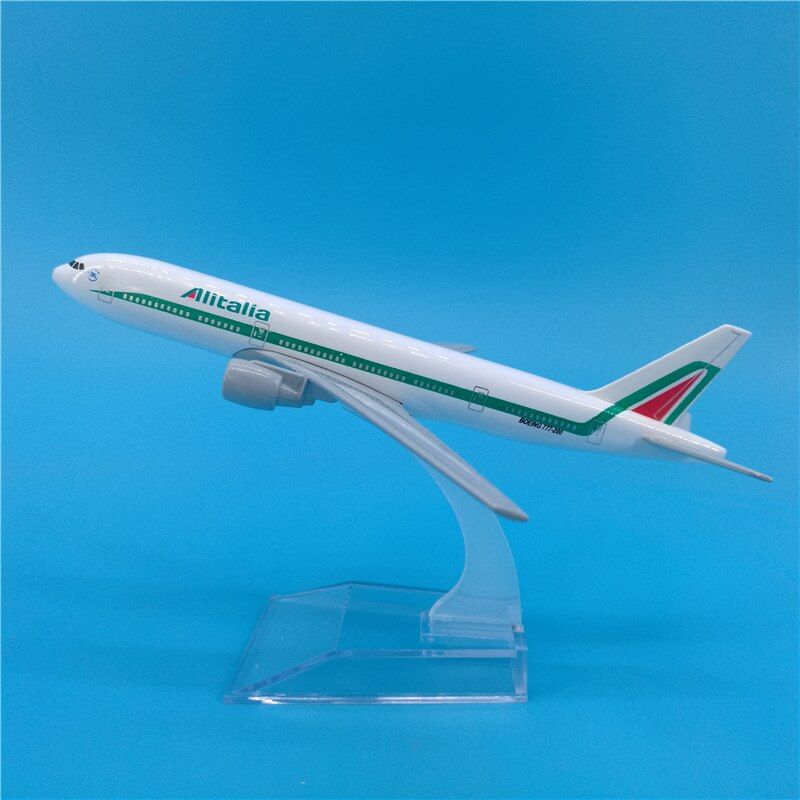 16cm Alitalia Boeing 777-200 Metal Aircraft Model Collection Collection Alitalia Airlines B777 DIY Airplane Fly Model Toys