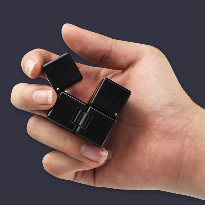 Cube Oyuncak Plastic Antistress Kids Toys Children Decompression Noise Reduction Stress Puzzle Smooth Fun Toys 5.6cm