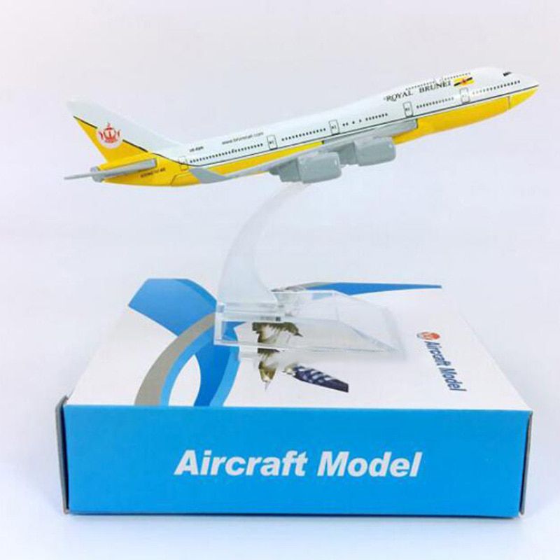 16CM Aircraft Model Boeing B747-400 1:400 Scale Royal Brunei Airlines Base Airbus Metal Alloy Plane Collectible Display ToyGifts