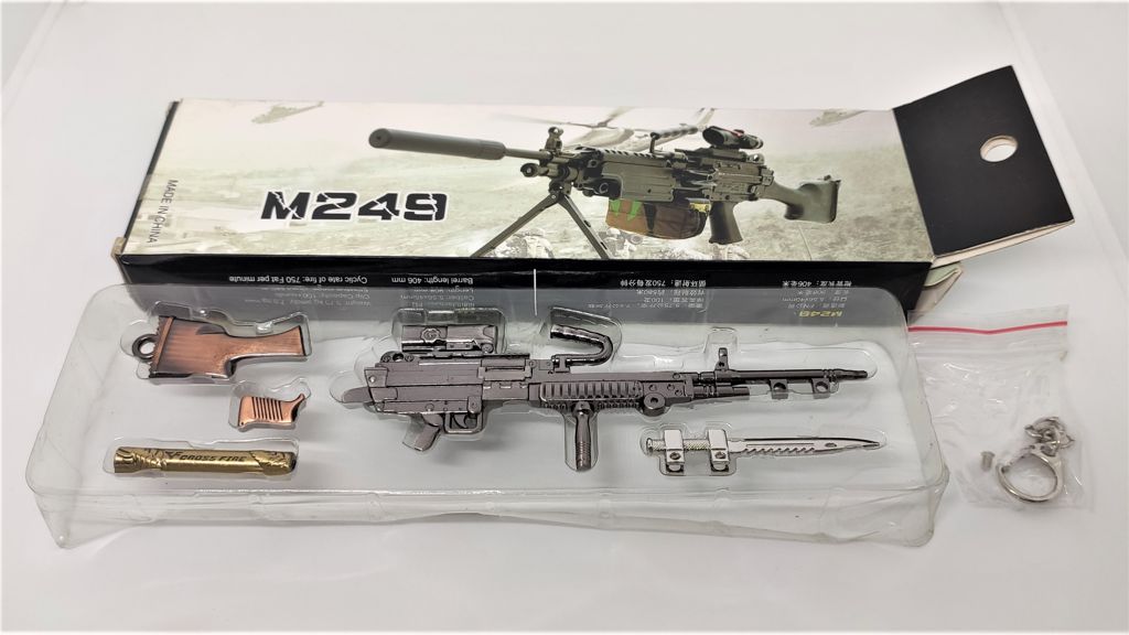 Metal Gun model showpiece M249