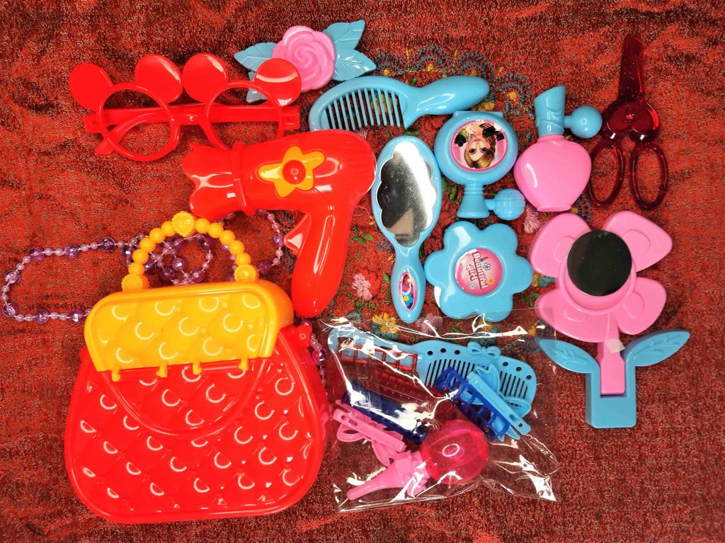 Play Makeup Playset Girls Simulation Beauty Accessories Kids Cosmetics Bag Toy