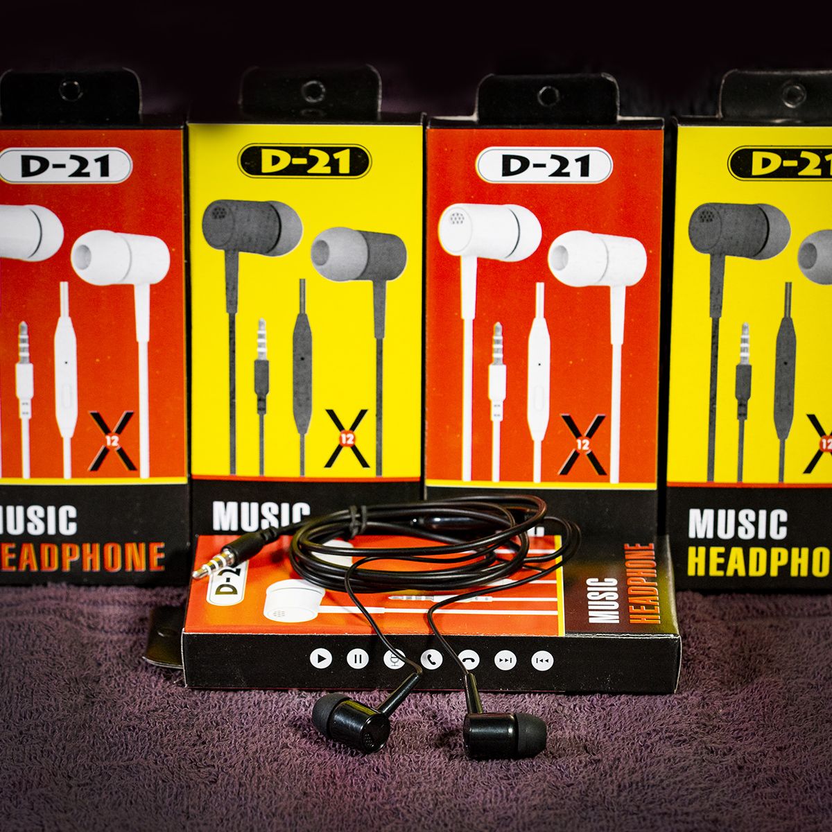 D21 Stereo Audio Earphone Extra Bass from THE PI POINT