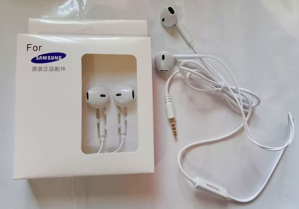 3.5Mm In-Ear Headset  In Ear Earphone Deep Sound Quality For Any Android - Headphone