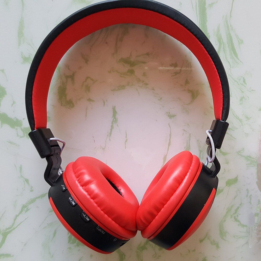 High Performance Wireless Blutooth Headphone With Built In Mic Model 771A