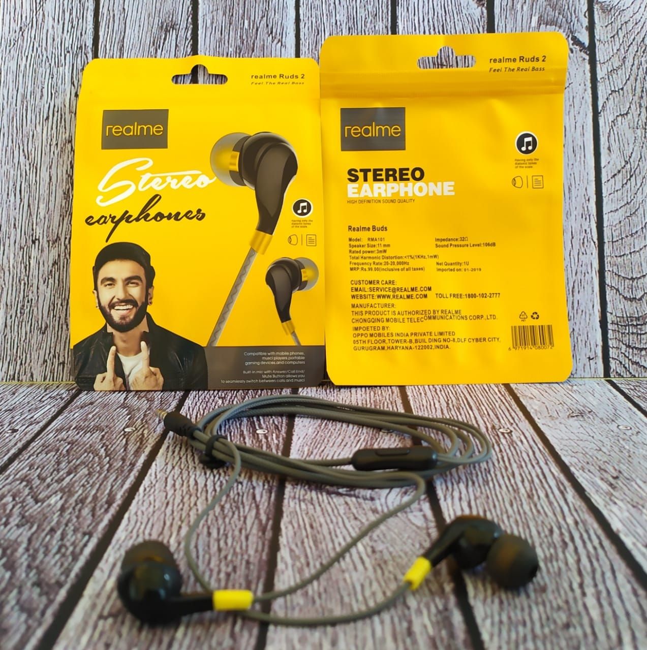 Realme Earphone (Buy 1 Get 1)