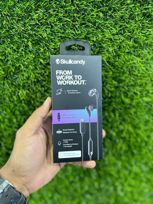 Skullcandy SET IN EAR with mic Type c wired Earbuds Black.