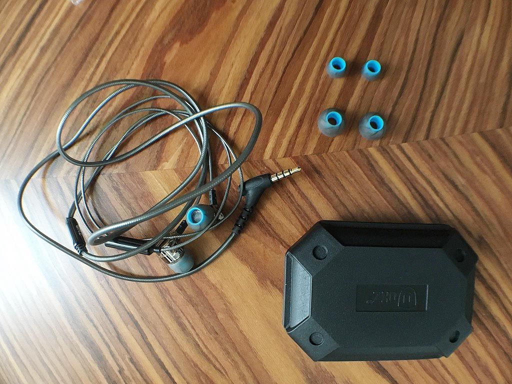 QKZ Zinc Alloy Hifi Super Bass In Ear Earphones DM7 - Grey