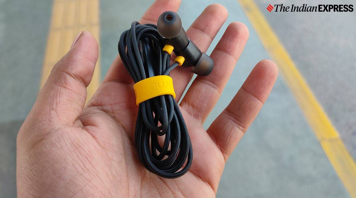 Buds Wired Earphones With Mic Buds Wired Earphones With Mic - Headphone