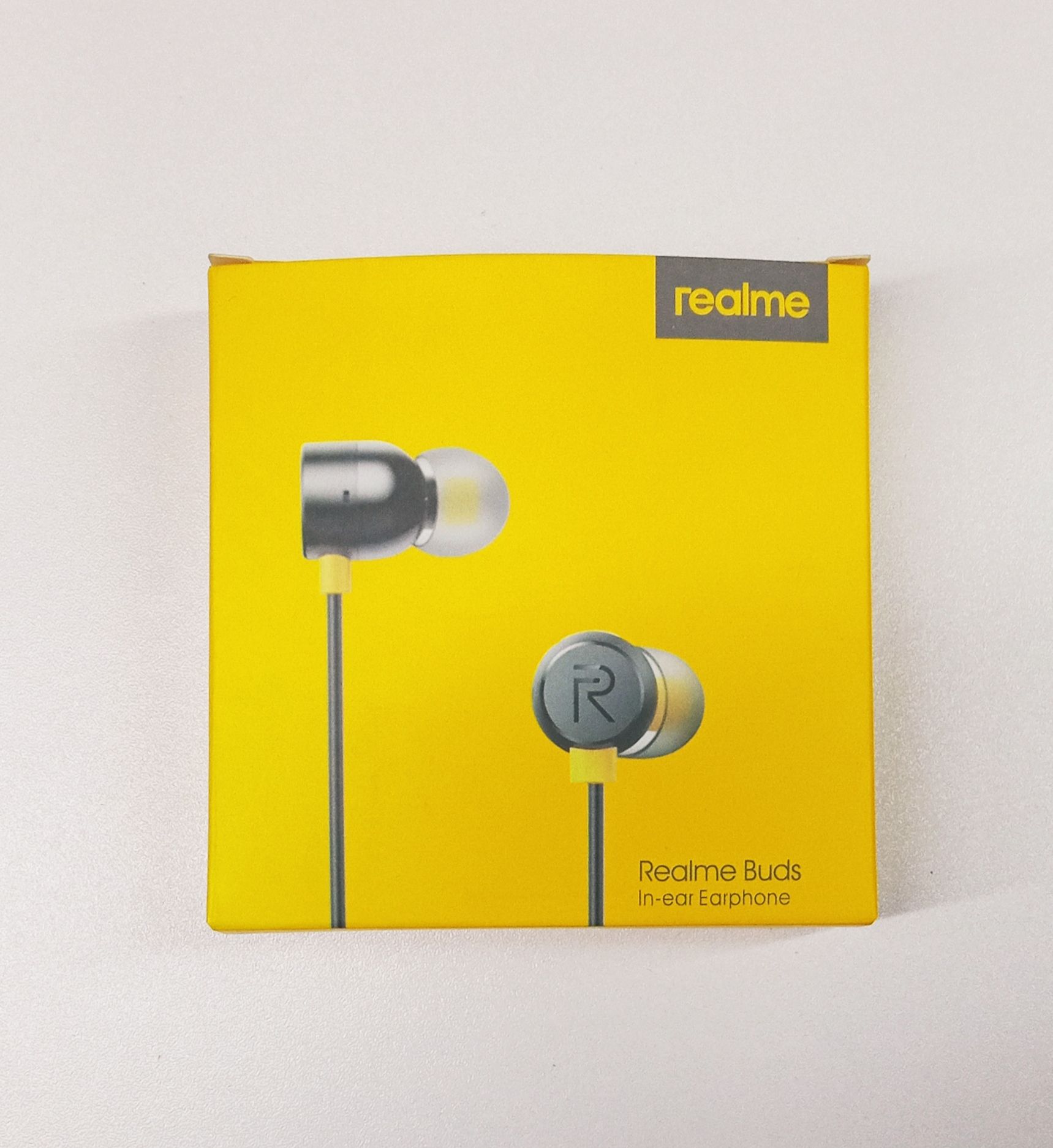 Realme Buds In-Ear Earphone Super Bass Built-in Microphone Black