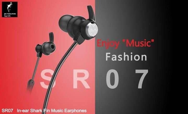 Sky Dolphin SR07 Heavy Bass In-Ear Shark Fin Music Earphones