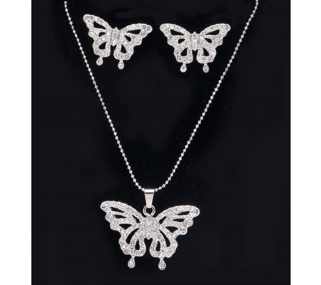 Butterfly Shaped Pendant Set