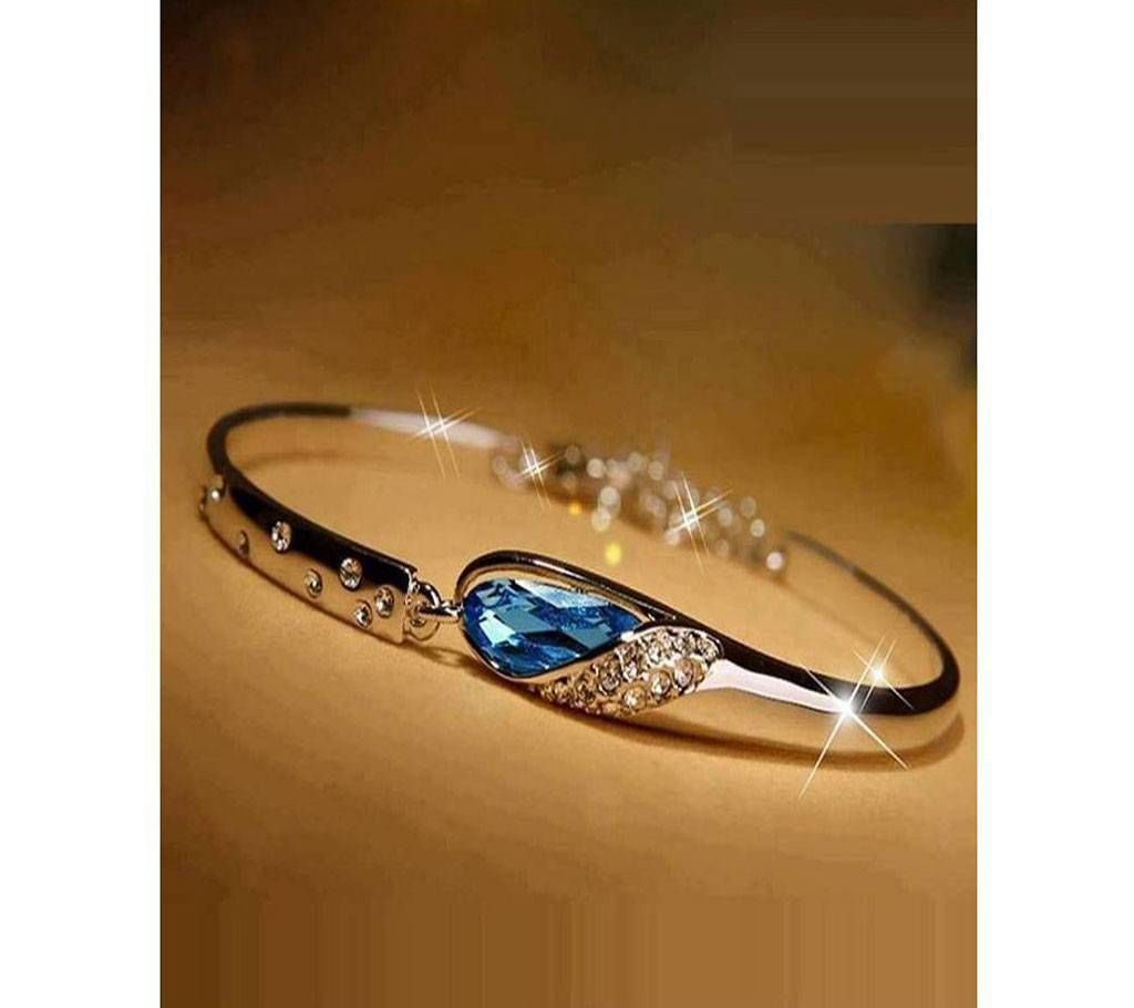 ladies bracelet for valentine