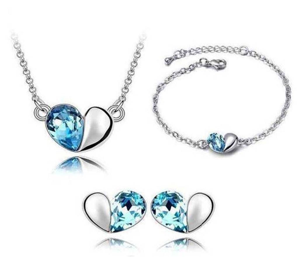 Heart Shaped Crystal Drop Pendant Set