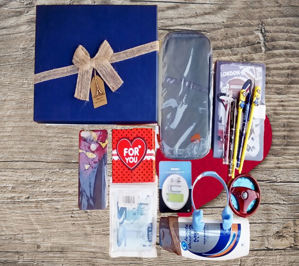 Valentine Gift Combo (11 Items)