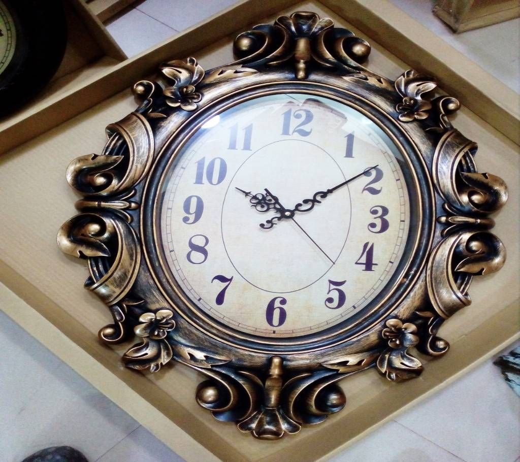 Golden  Antique  Clock