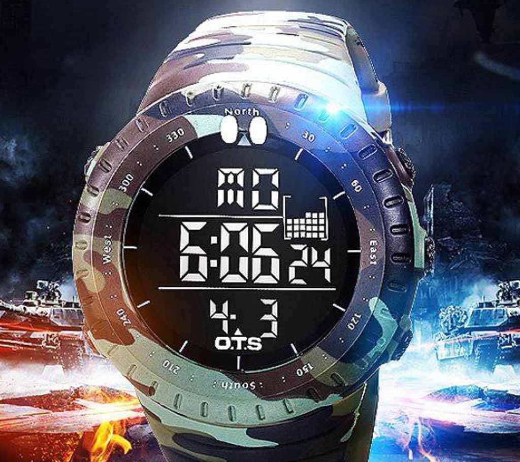 Men's digital wrist watch