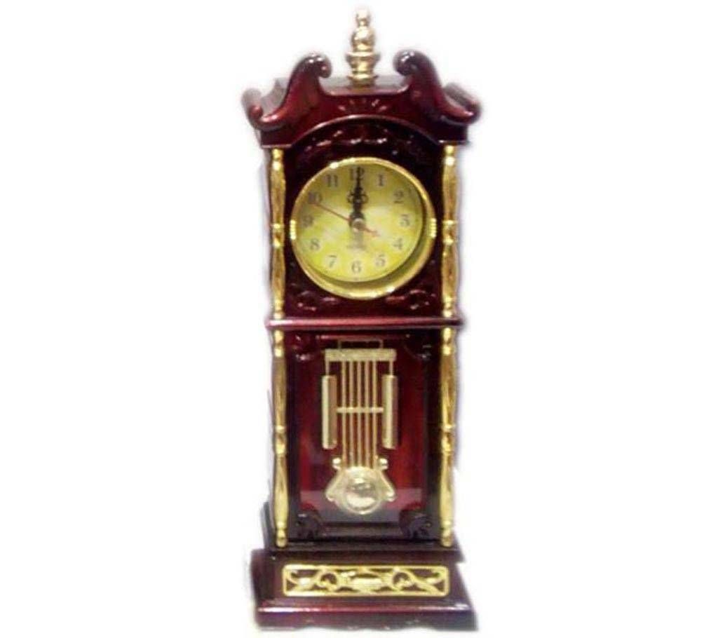 Pendulum almira clock