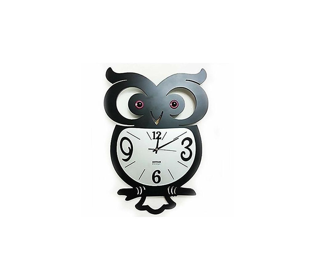 Owl design  wall clock