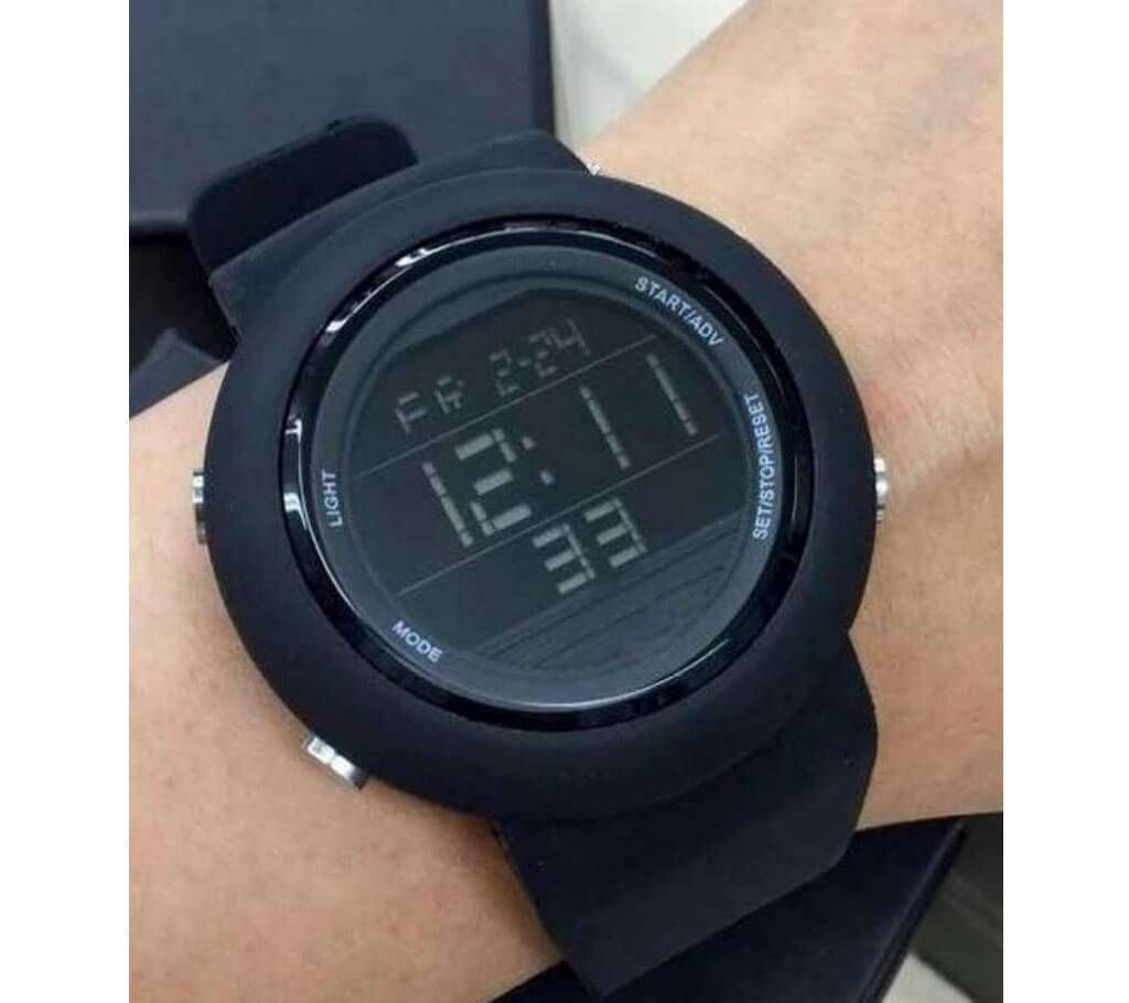 100% WATERPR0F New Elegant Sportty Look Digital Men's Watch With Rubber belt