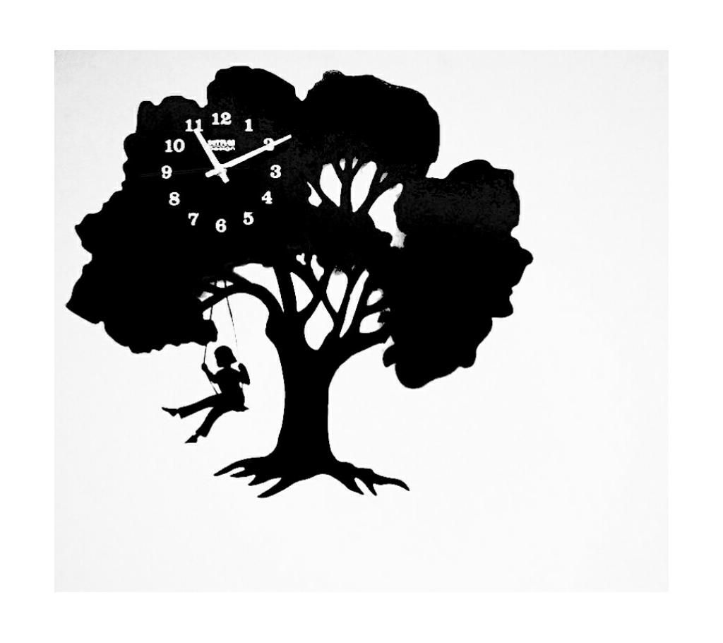 treee design wall clock