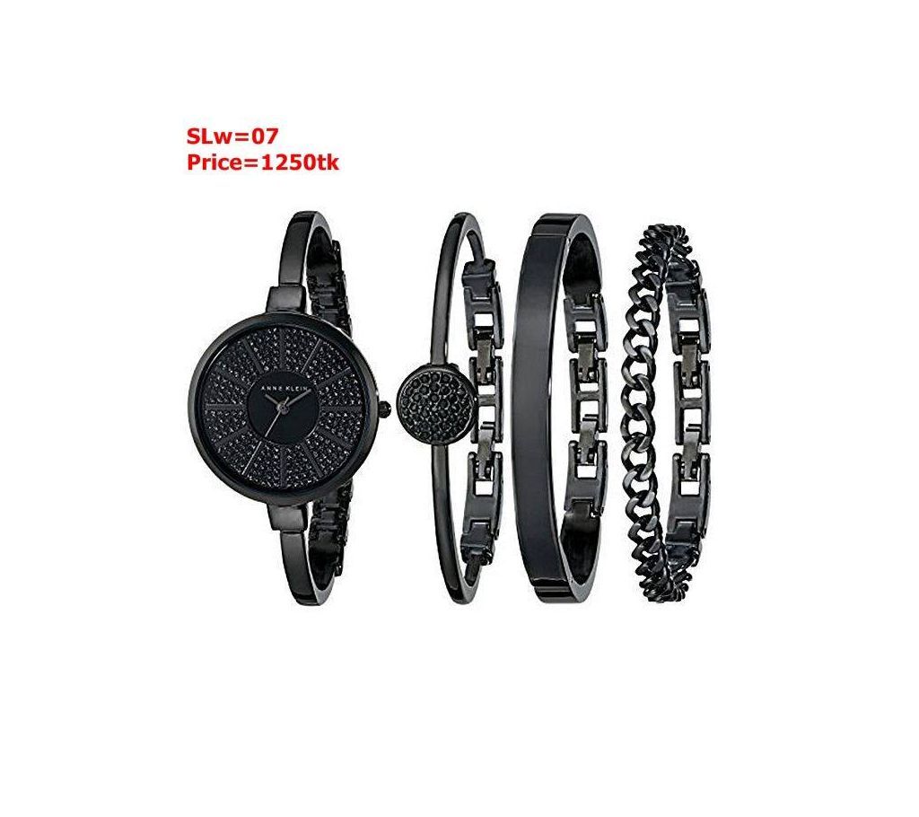 Fashionable ladies watch